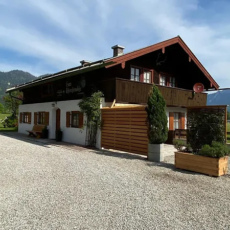 Haus Theresienwiese * Schoenau am Koenigsee